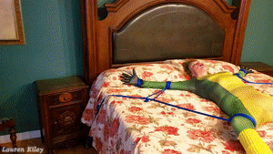 thedirtygirlnextdoor.com - Rogue Bound and Vibed by Beast thumbnail